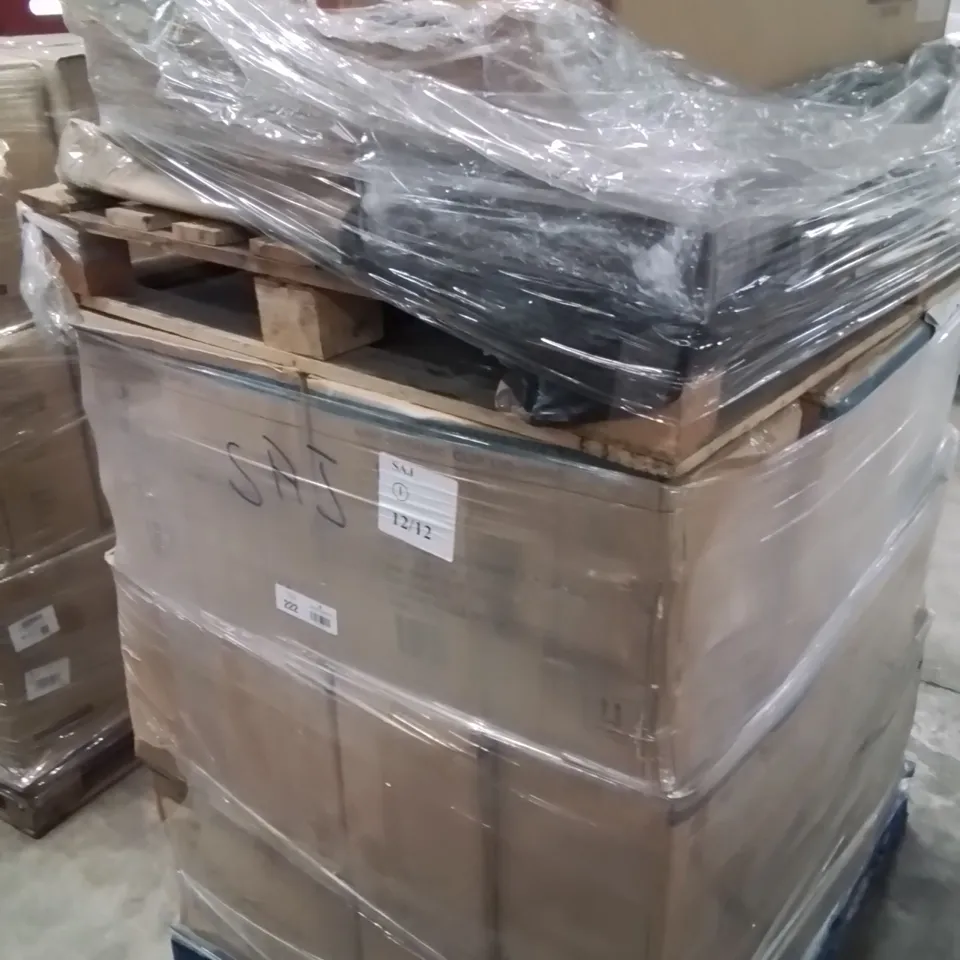 PALLET CONTAINING ASSORTED ITEMS TO INCLUDE: LARGE QUANTITY OF GLASS JARS, AND OTHER FURNITURE ECT.