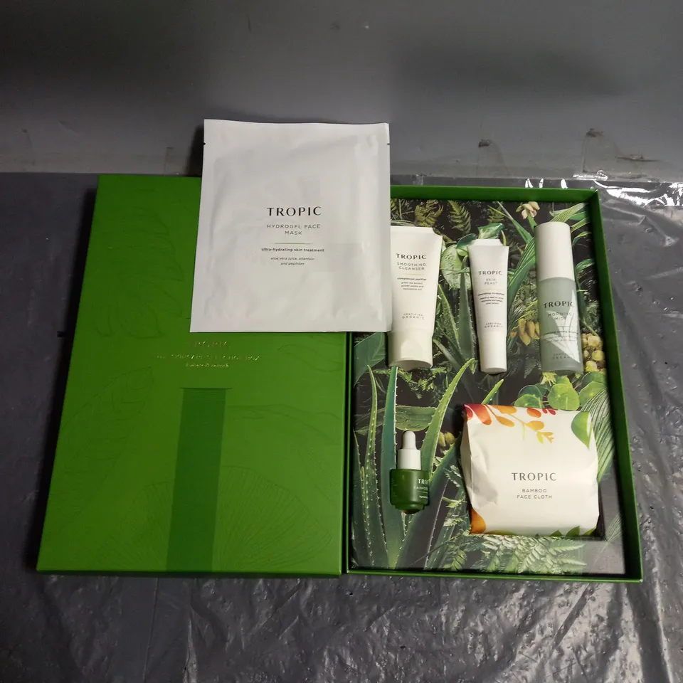 BOXED TROPIC SKINCARE HYDRATE & NOURISH SELECTION BOX 