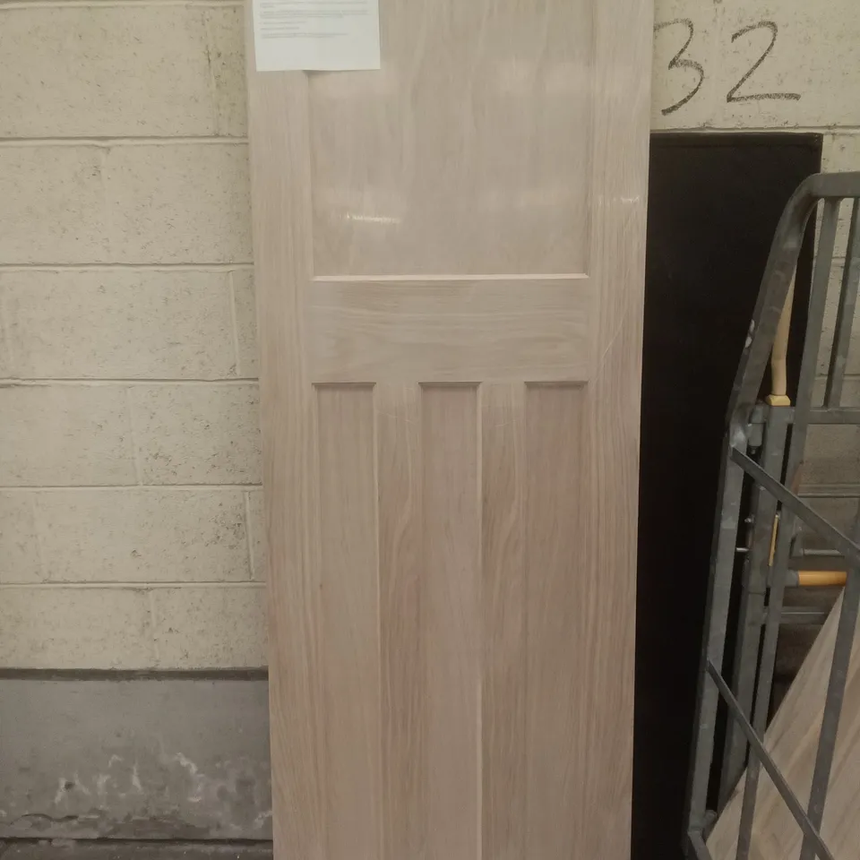 TRADITIONAL OAK VENEER INTERNAL DOOR 1981×686MM