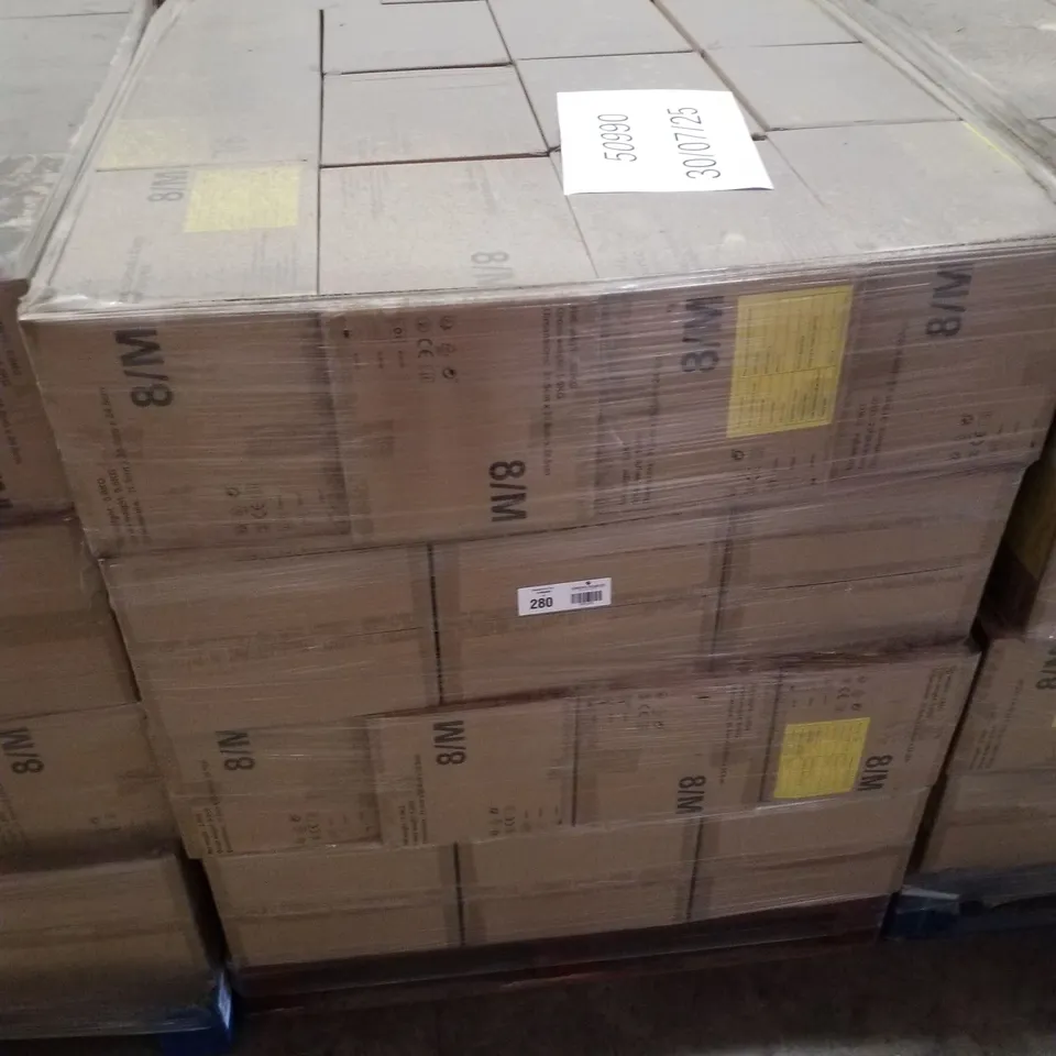 PALLET CONTAINING APPROXIMATELY 600 INTCO VINYL GLOVES 100PK MEDIUM