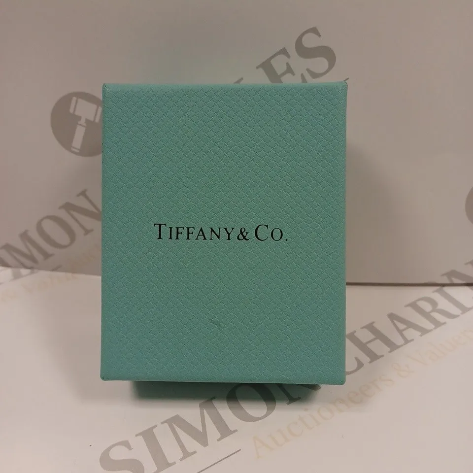 BOXED TIFFANY&CO STERLING SILVER SET. 