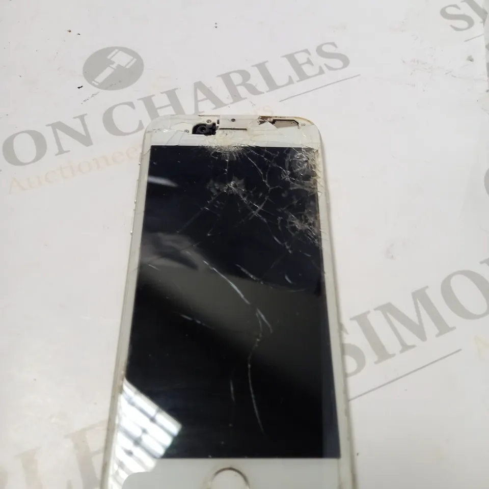 APPLE IPHONE 6 MODEL A1586
