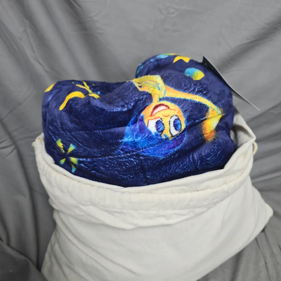 THE OODIE HOODIE BLANKET IN WHITE DRAWSTRING BAG WITH INSIDE OUT ANXIETY WEIGHTED BLANKET 
