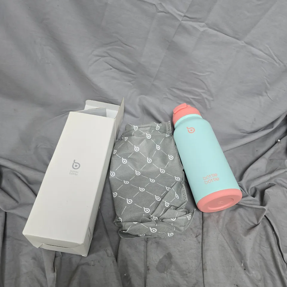 BOTTLE BOTTLE INSULATED WATER BOTTLE – PASTEL MINT WITH PINK LID, BOXED 