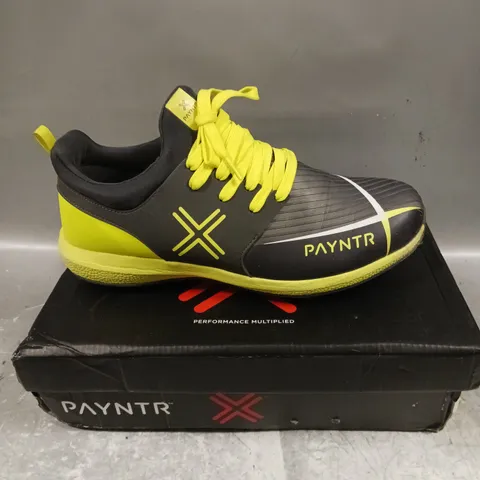 BOXED PAIR OF PAYNTR T20 CRICKET SHOES - 10