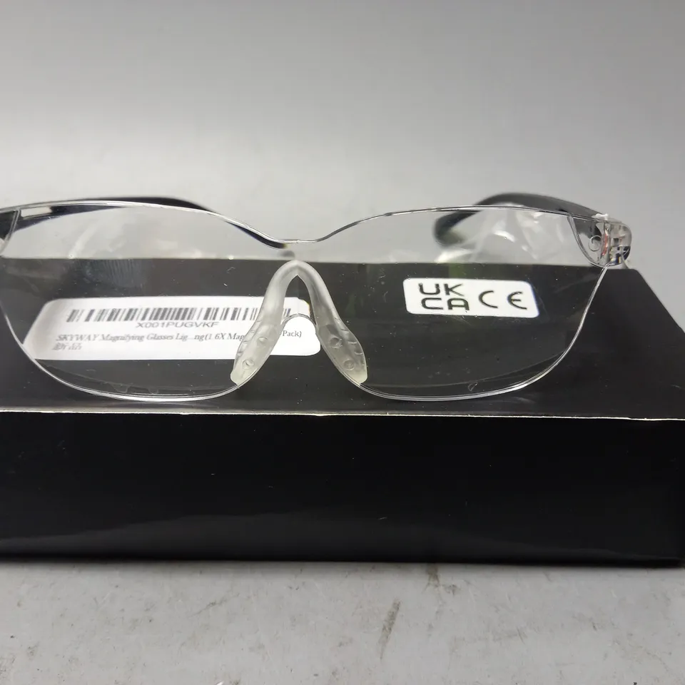 SKYWAY MAGNIFYING GLASSES 