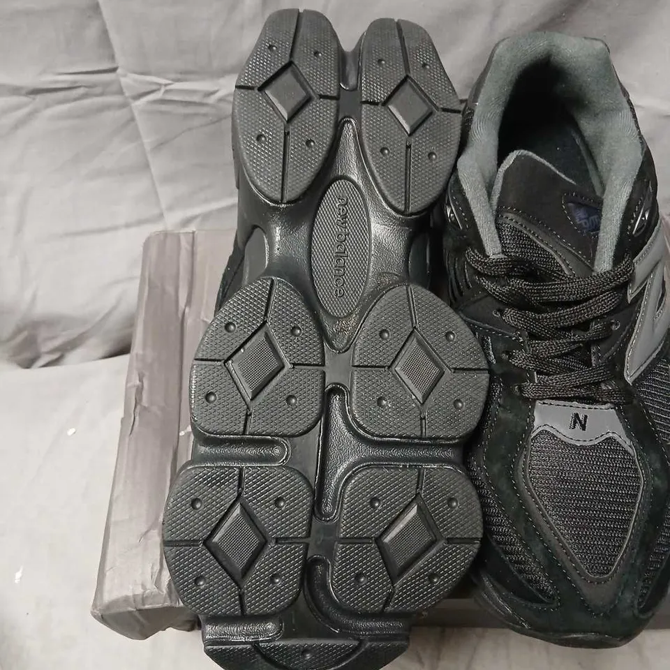 NEW BALANCE U9060 BPM LIFESTYLE SNEAKERS – MEN'S, UK 9 (US 9.5), BLACK/GREY