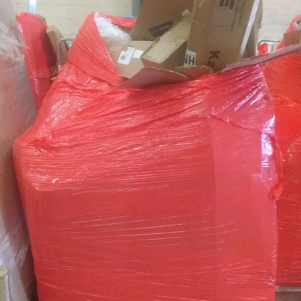 PALLET OF ASSORTED ITEMS INCLUDING GARMENT RACK, ARTIFICIAL PLANT, SHOE STORAGE BOX, BATH TRANSFER BENCH