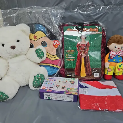 APPROXIMATELY 20 ASSORTED TOYS & GAMES TO INCLUDE TEDDY BEAR, QUEEN ELIZABTEH COSTUME, UNION JACK FLAG, ETC