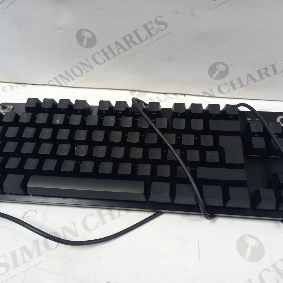 LOGITECH G413 TKL SE MECHANICAL GAMING KEYBOARD 