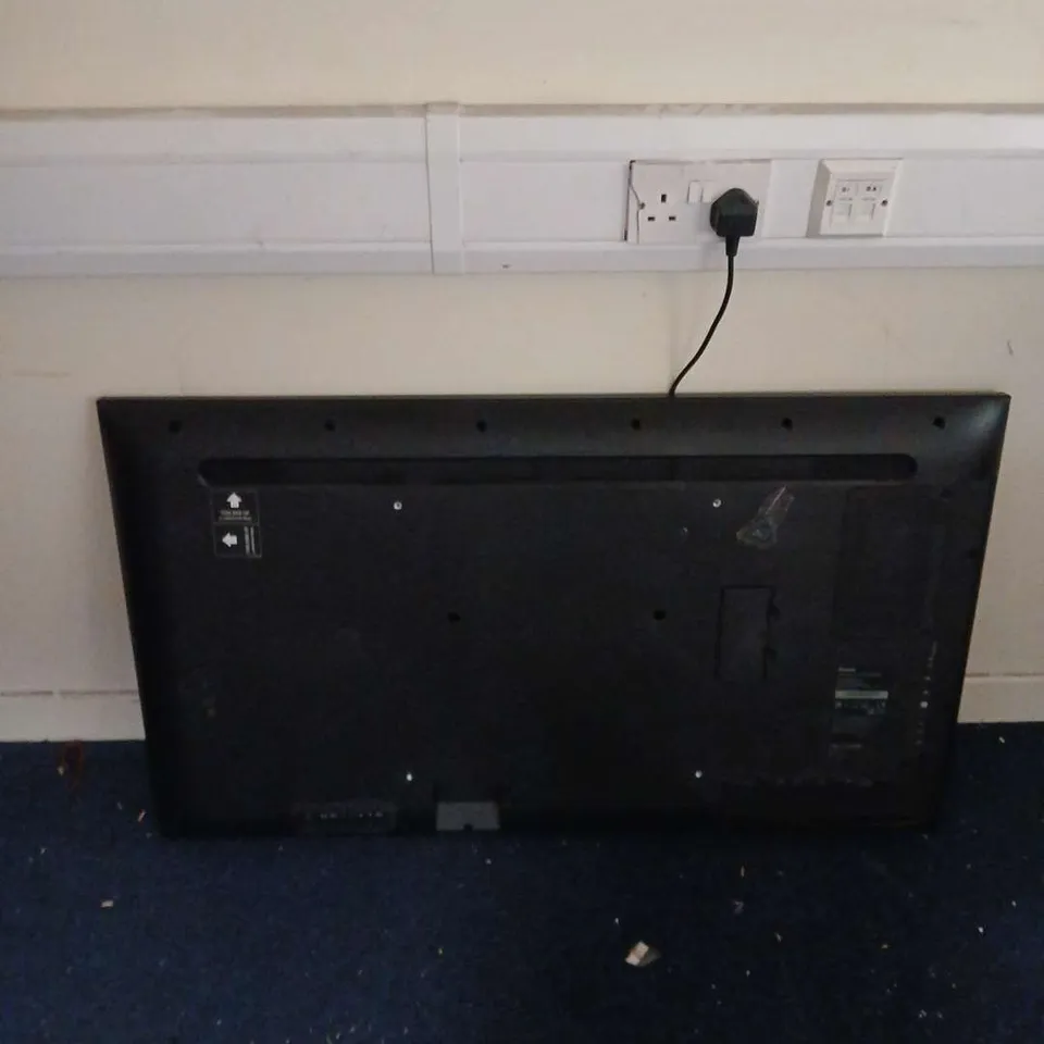 IIYAMA PROLITE LH5042UHS 50-INCH LCD MONITOR – CRACKED SCREEN (FOR PARTS/REPAIR) - COLLECTION ONLY