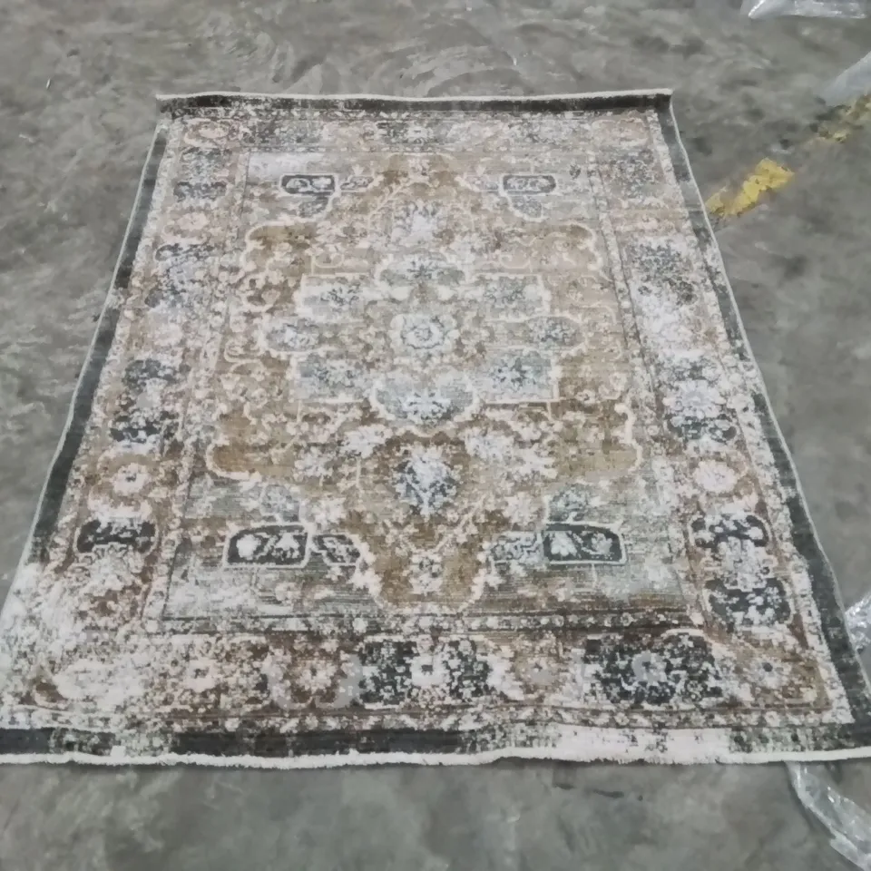 QUALITY DESIGNER AREA RUG - APPROXIMATELY 170X130