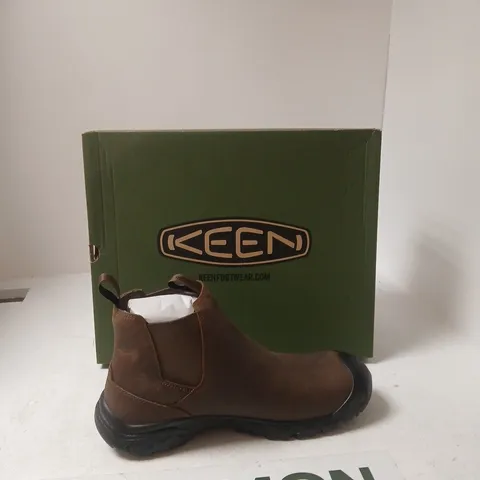 KEEN ANCHORAGE BOOT IV WP MEN'S DARK EARTH/BLACK – UK 12 (US 13)