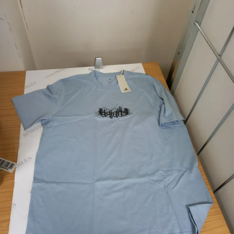 MENS EXTRA LARGE BABY BLUE ADIDAS T-SHIRT