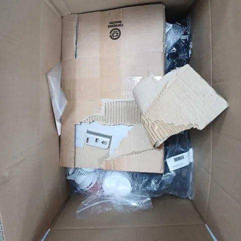 BOX OF APPROXIMATELY 15 ASSORTED ITEMS TO INCLUDE: BATTERY TAILS AND CONNECTORS