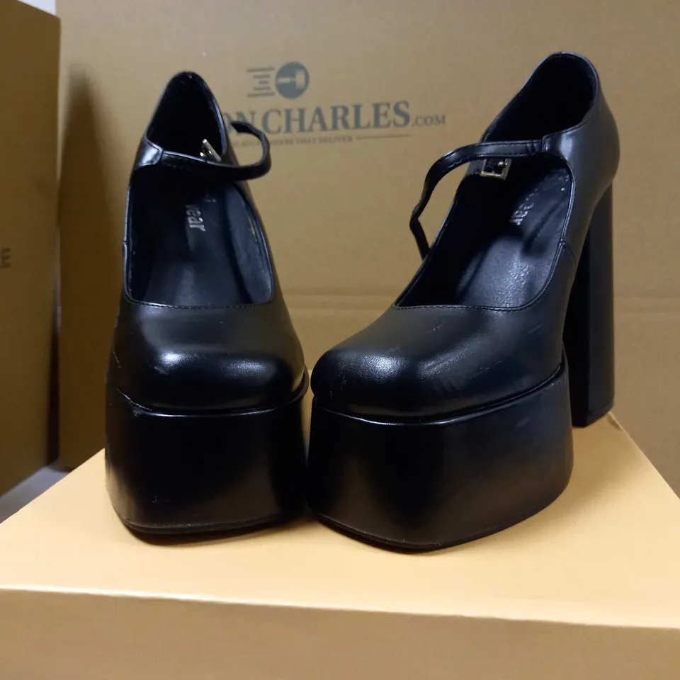 KOI BLACK DARKBLOOM PLATFORM VEGAN HEELS - SIZE 7
