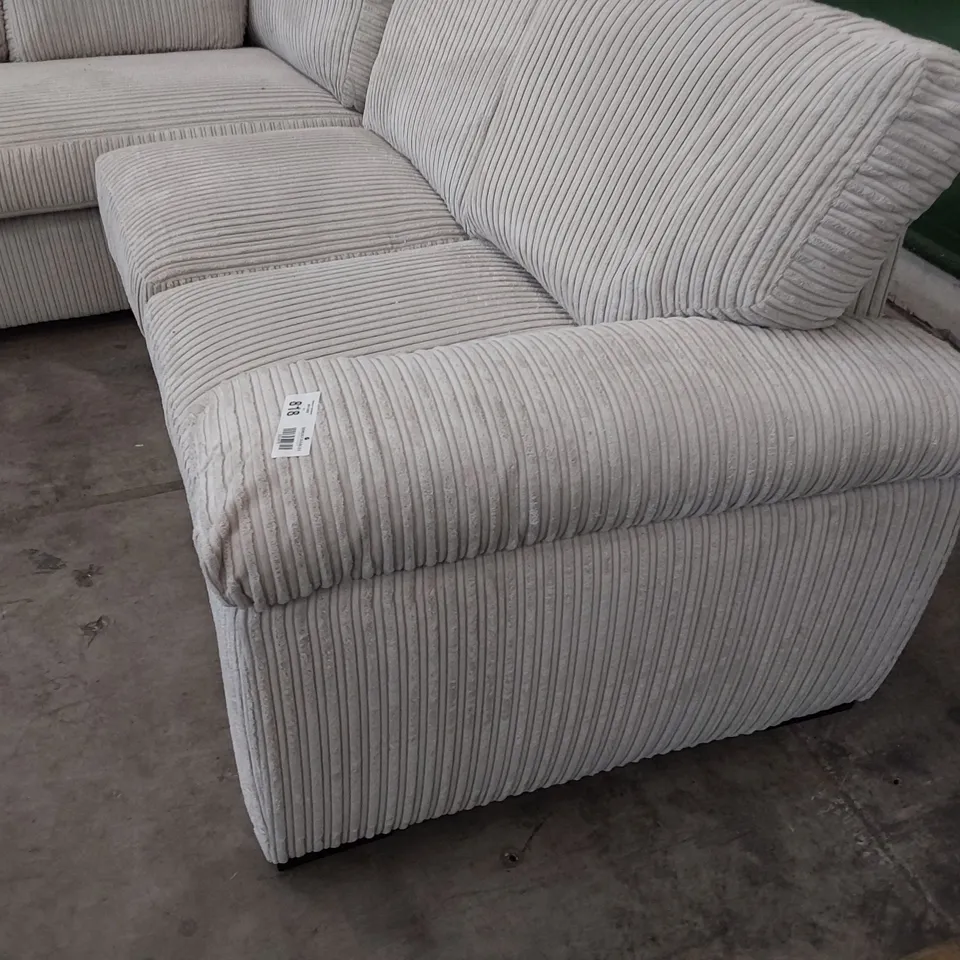 DESIGNER CHAISE SOFA LIGHT GREY JUMBO CHORD 