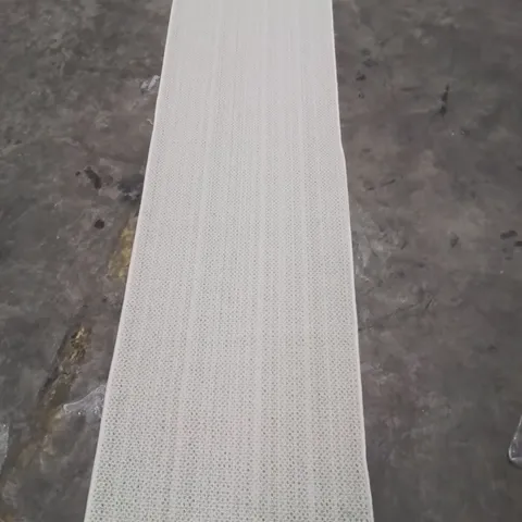 QUALITY DESIGNER AREA RUG - APPROXIMATELY 225X55CM