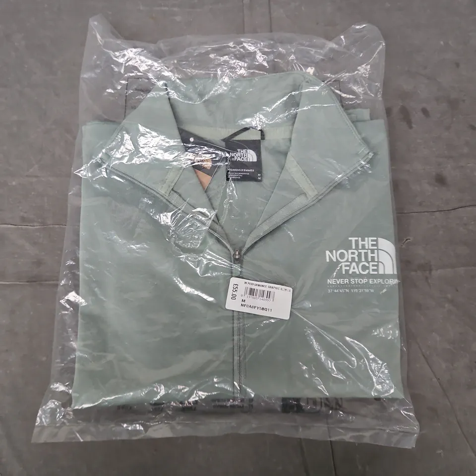 THE NORTH FACE WOMEN'S PERFORMANCE JACKET – SAGE GREEN / GREY, ZIP FRONT - MEDIUM