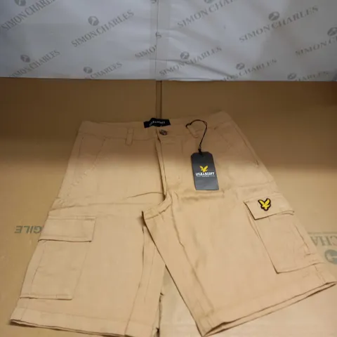 LYLE AND SCOTT BIEGE CHINO SHORTS SIZE W30