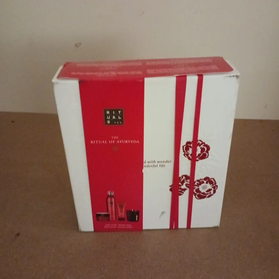 BOXED THE RITUAL OF AYURVEDA MEDIUM GIFT SET – 4 PIECES