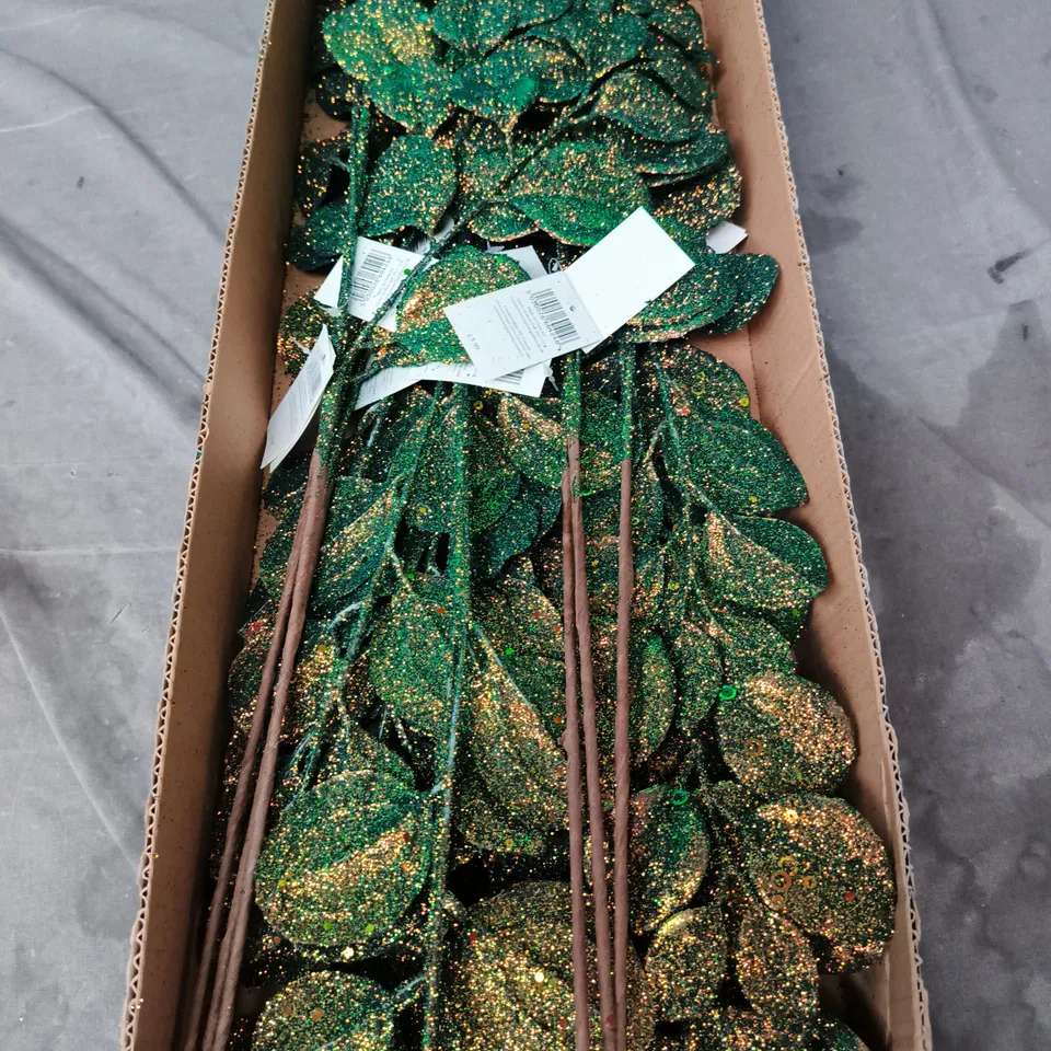 APPROXIMATELY 12 GISELA GRAHAM GLITTERY GREEN ARTIFICIAL LEAF STEMS FOR DECORATION