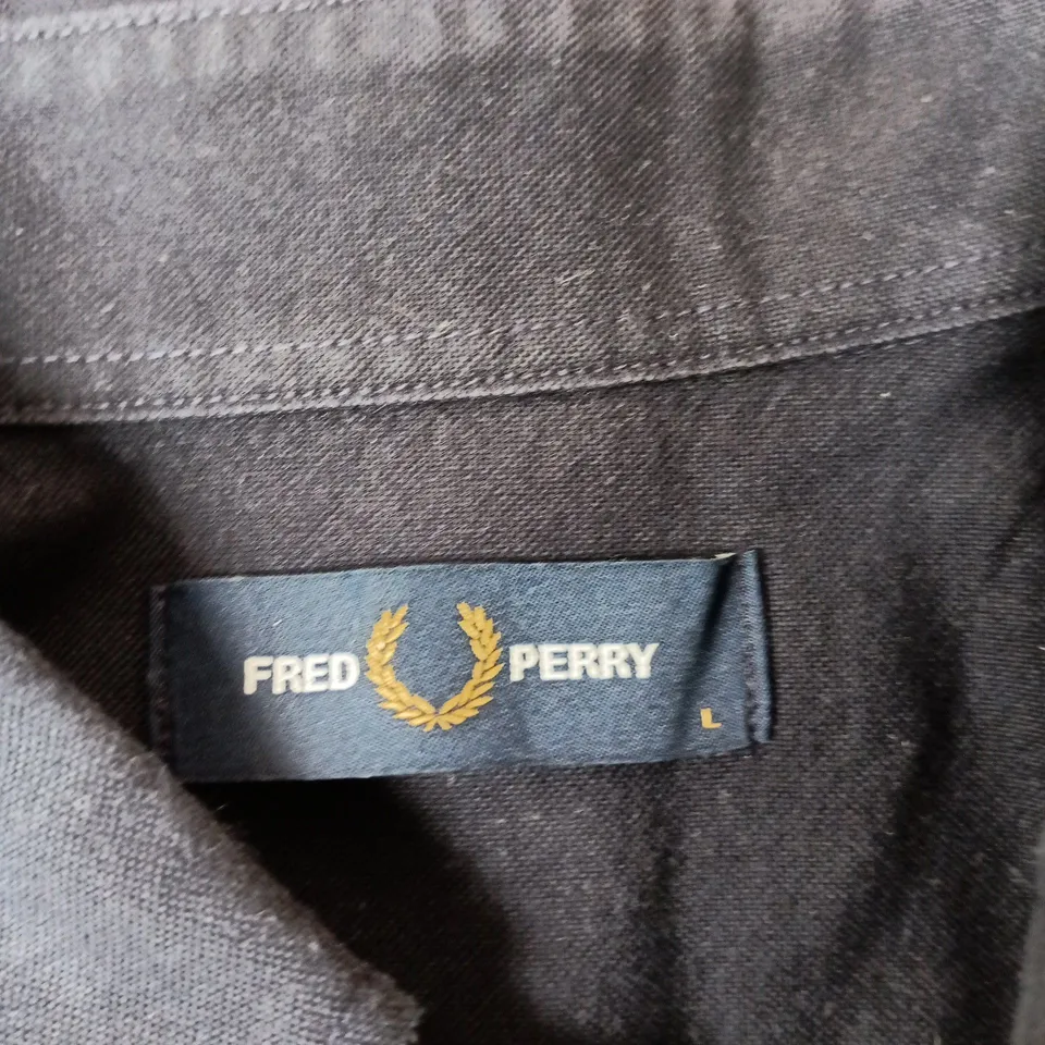 FRED PERRY NAVY SHIRT – MEN'S L