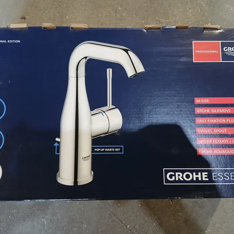 GROHE ESSENCE KITCHEN FAUCET – PROFESSIONAL EDITION, M-SIZE, PULL-OUT SPRAY, BOXED