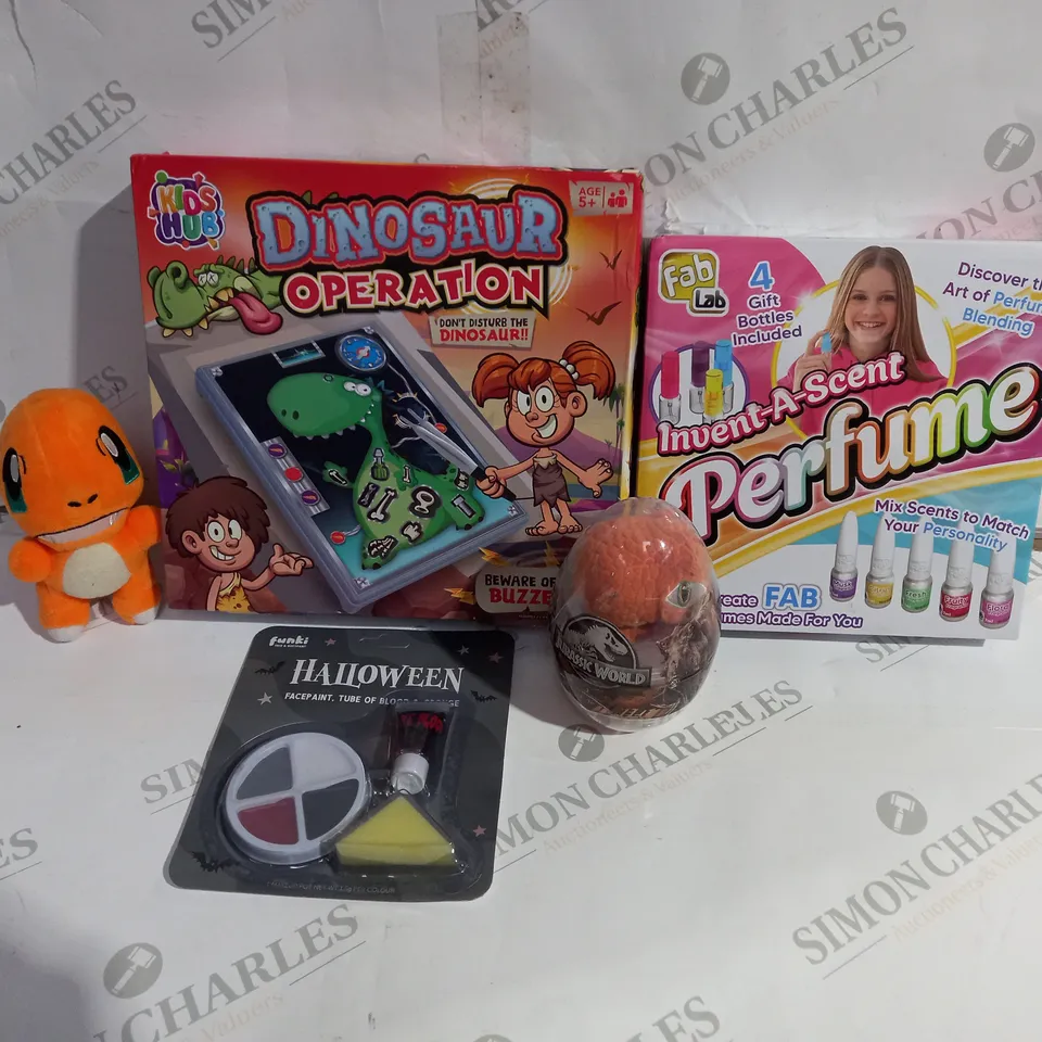 BOX OF APPROX 20 ASSORTED TOYS TO INCLUDE - KIDS HUB DINOSAUR OPERATION - JURASSIC WORLD - FUNKI HALLOWEEN PAINT ECT