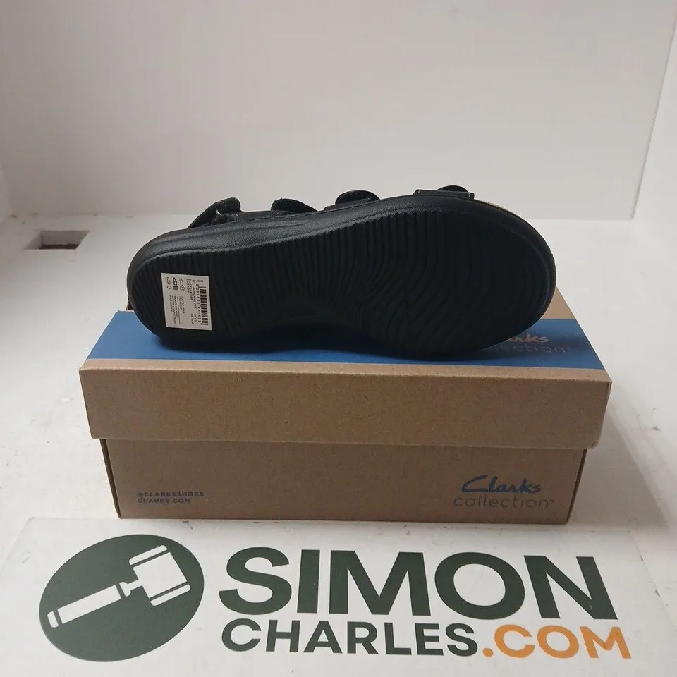 BOXED PAIR OF CLARKS LAUREANN VINE SANDALS IN BLACK LEATHER - UK 5