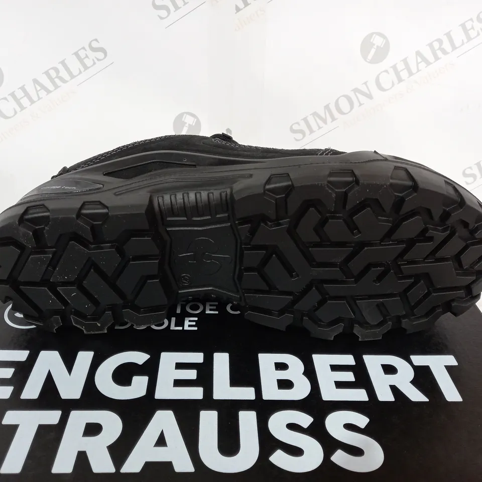 STRAUSS ENGELBERT SAFETY TOE CAP AND MIDSOLE - SIZE 8
