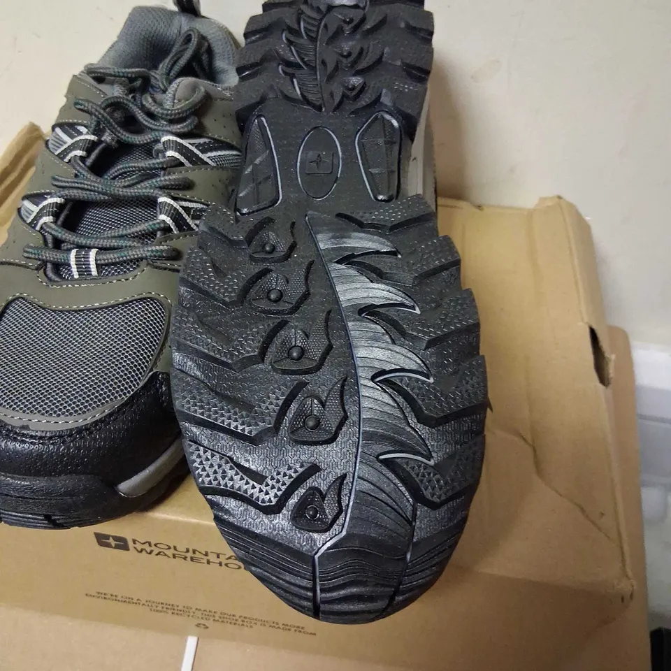 BOXED MOUNTAIN WAREHOUSE HIGHLINE II WALKING SHOE SIZE 6