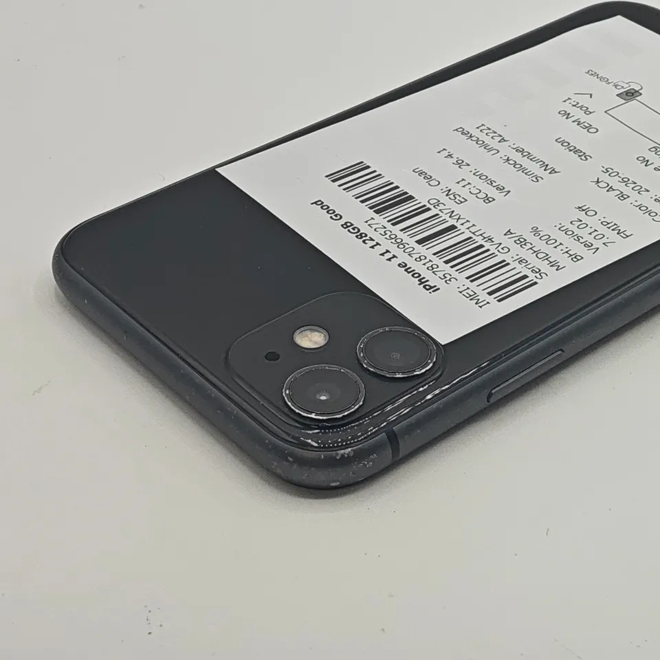 UNBOXED APPLE IPHONE 11 128GB IN BLACK - A2221