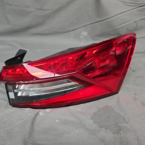 UNBOXED VEHICLE SIDE LIGHT