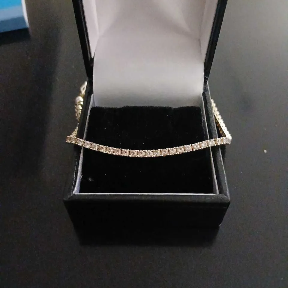 DIAMONIQUE 2.3-2.5CT FINE TENNIS BRACELET STERLING SILVER