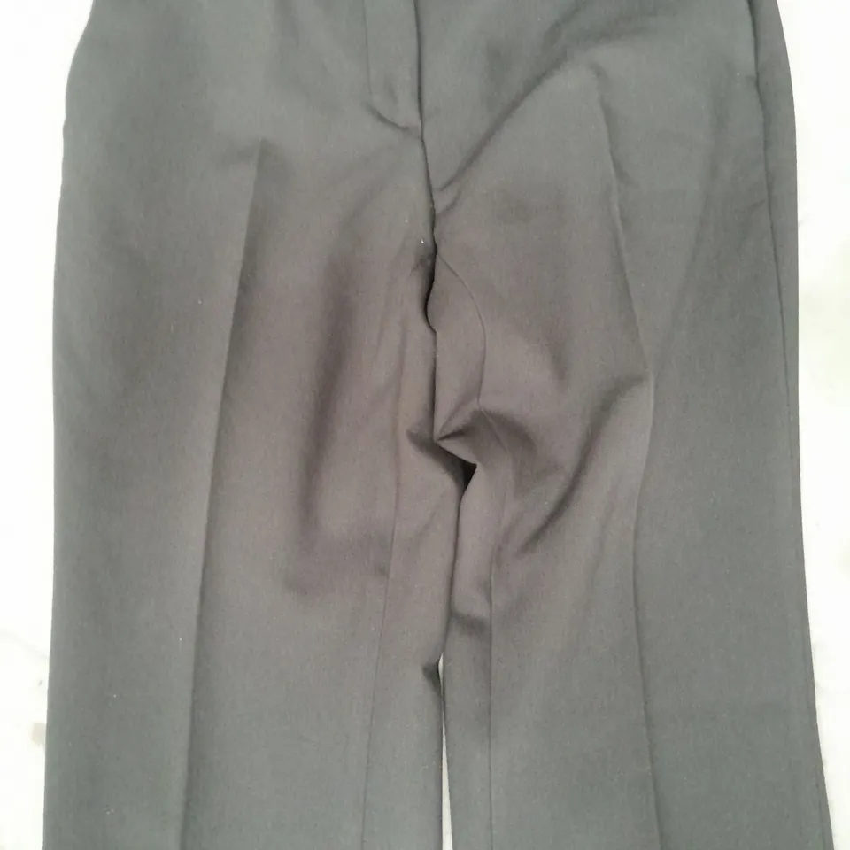 ZARA TROUSERS IN BLACK SIZE MEDIUM