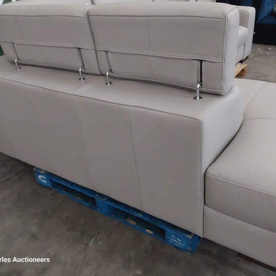 QUALITY ITALIAN DESIGNER GIORGIO POWER RECLINING CHAISE SOFA WITH ADJUSTABLE HEADRESTS LIGHT GREY LEATHER 