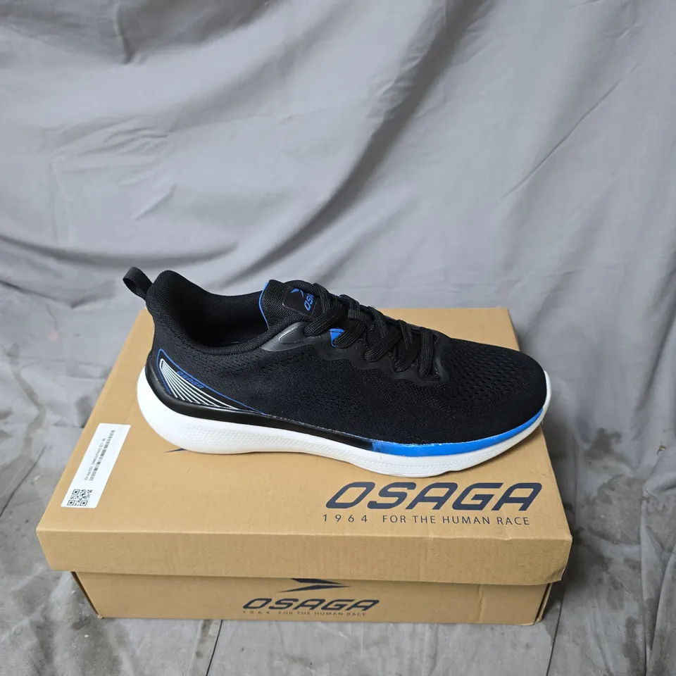 OSAGA MEN'S RUNNING SHOES – BLACK WITH BLUE ACCENTS SIZE 42