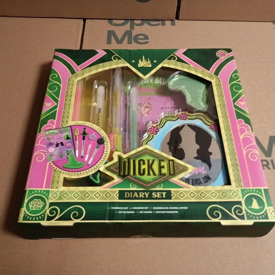 WICKED DIARY SET
