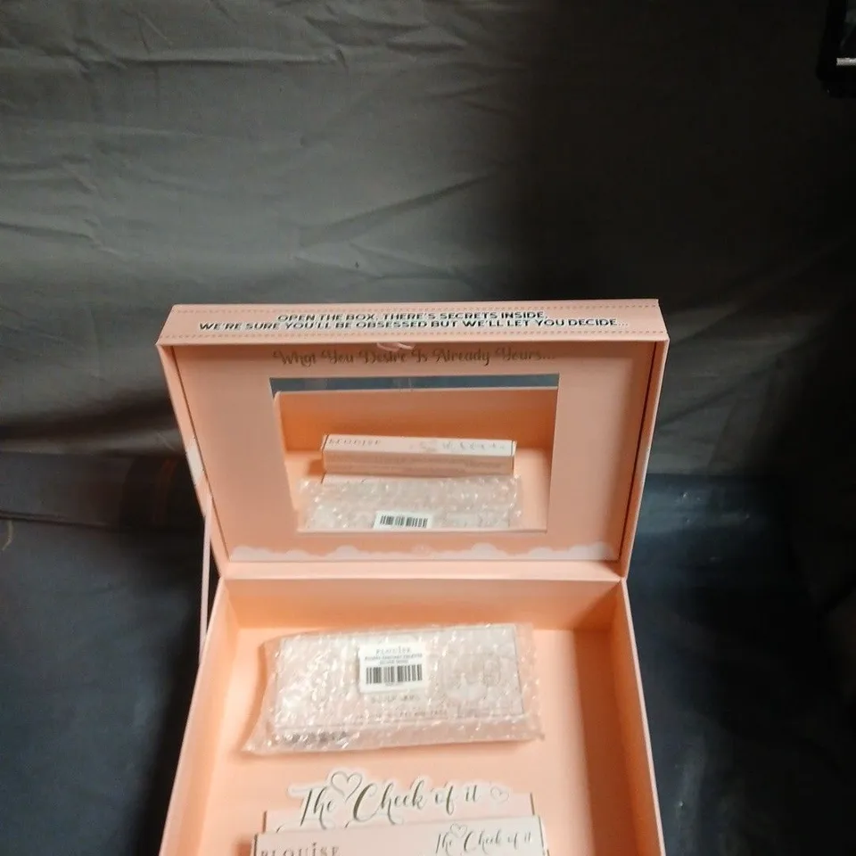 P LOUISE FULFILLING DREAMS MAKE-UP SET – PINK BOX