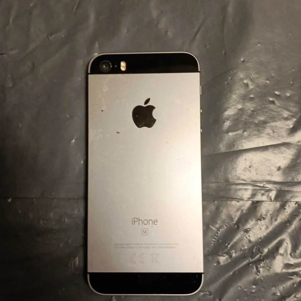 APPLE IPHONE SE A1723