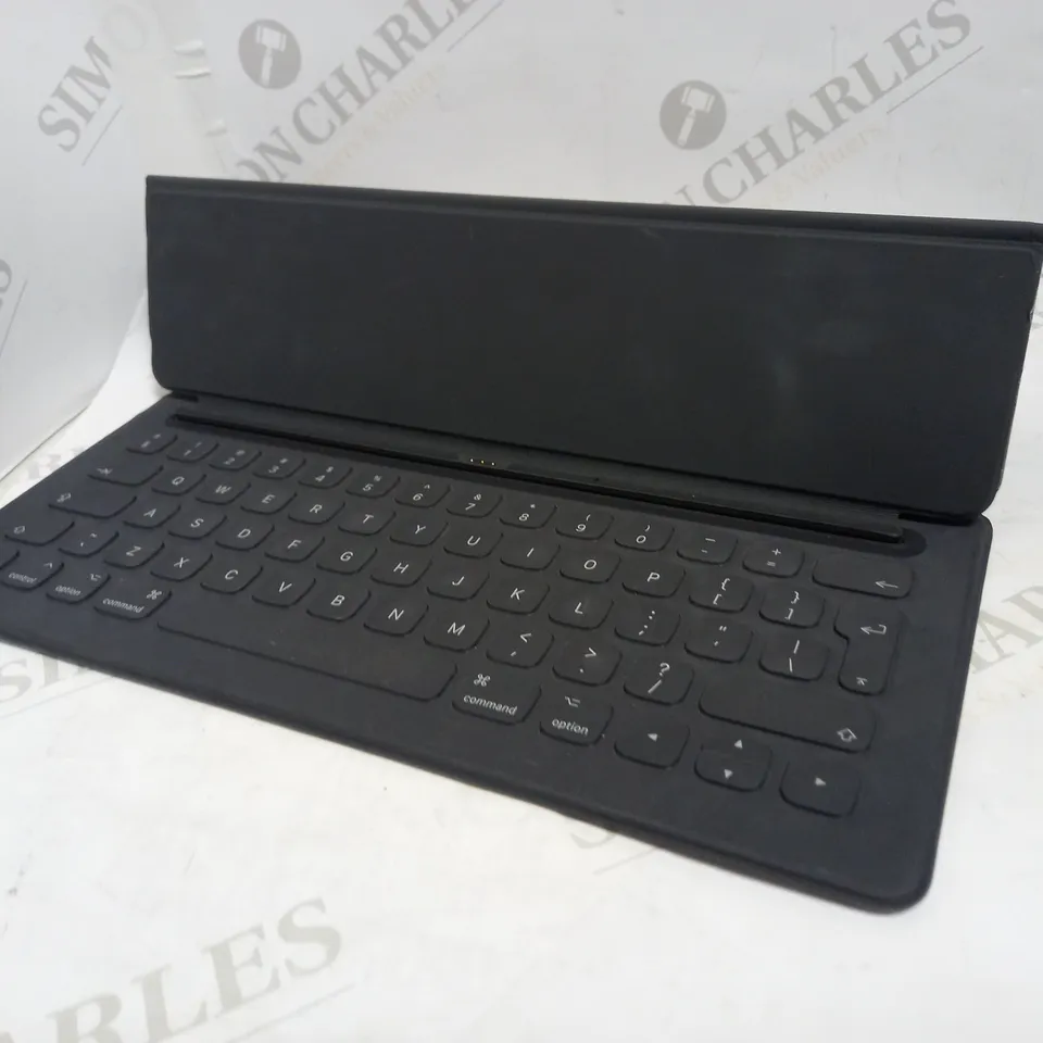 APPLE SMART KEYBOARD 12.9"