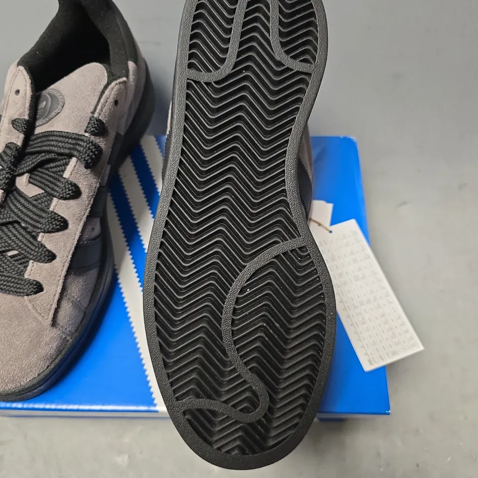 BOXED ADIDAS CAMPUS 00S SIZE 6.5