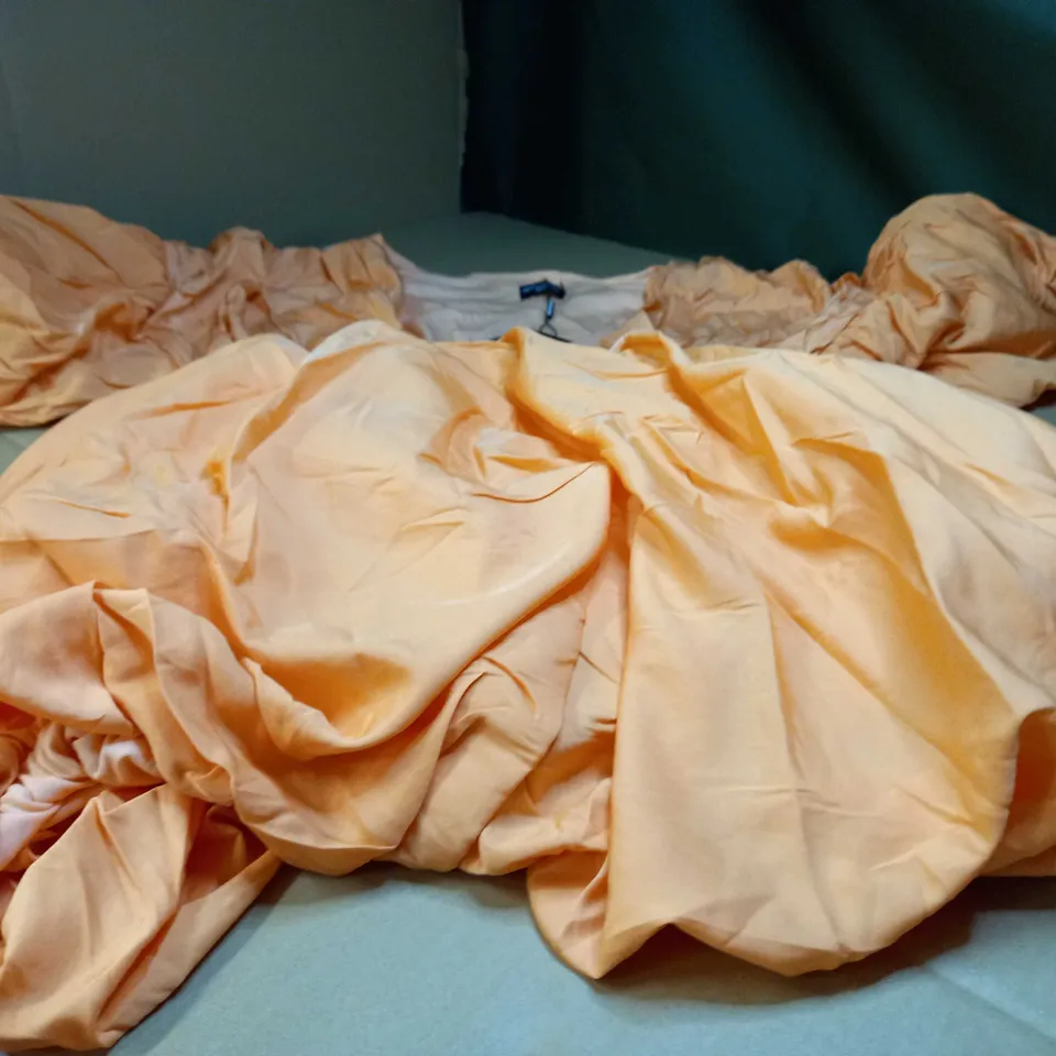 PRETTYLITTLETHING ORANGE PUFF SLEEVE PUFFBALL HEM SHIFT DRESS - SIZE 18