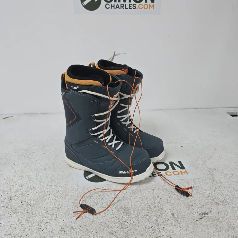 MEN'S WINTER BOOTS UK 10 (EU 45) NAVY/ORANGE