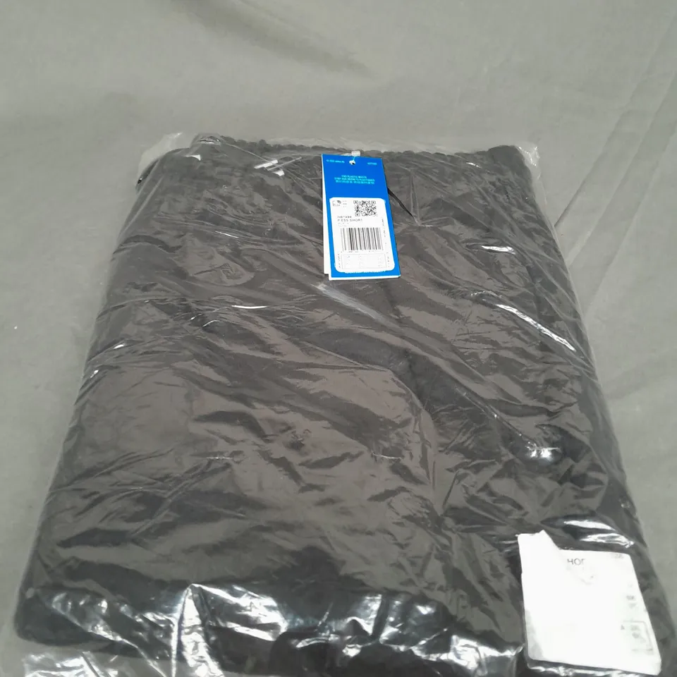 BAGGED ADIDAS PREMIUM ESSENTIALS SHORTS IN BLACK SIZE 2XL