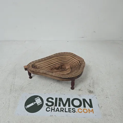 Carved wooden pedestal bowl with leaf border on three turned legs