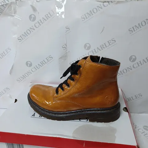 BOXED RIEKER LACE ANKLE BOOTS SIZE 7.5