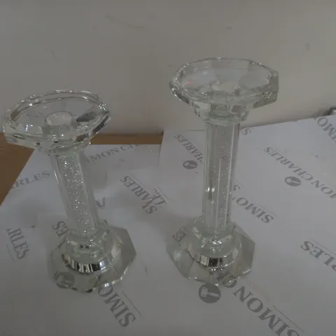 JULIEN MCDONALD SET OF 2 PRE-LIT CANDLE HOLDERS
