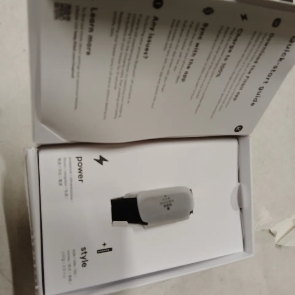 FITBIT INSPIRE 3 FITNESS TRACKER BOXED